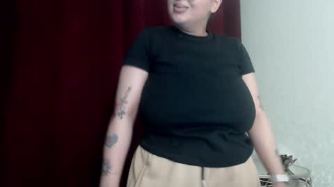         online show from February 17, 11:15 pm