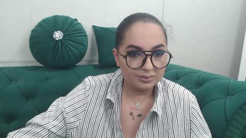         online show from April 30, 8:47 pm
