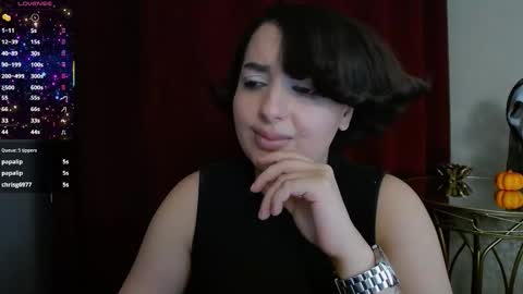         online show from October 30, 10:22 pm