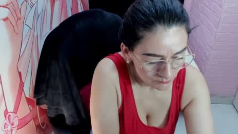 Allyson online show from July 25, 2:57 pm