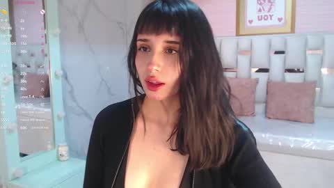 Snapshot of allyssa_bellini_s chatting on October 2, 8:36 pm Allysa online show from October 2, 8:36 pm