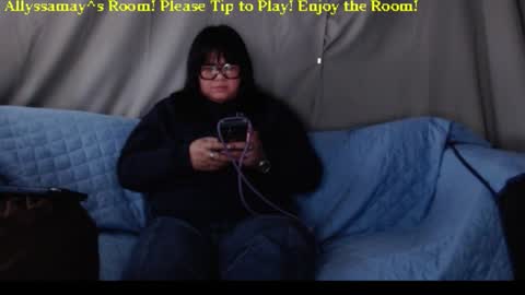 Allyssamay online show from March 14, 1:56 pm