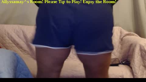 Snapshot of allyssamay chatting on October 9, 5:11 am Allyssamay online show from October 9, 5:11 am