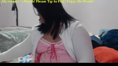 Snapshot of allyssamay chatting on October 8, 5:01 am Allyssamay online show from October 8, 5:01 am