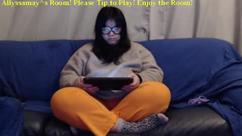 Snapshot of allyssamay chatting on February 22, 3:34 am Allyssamay online show from February 22, 3:34 am