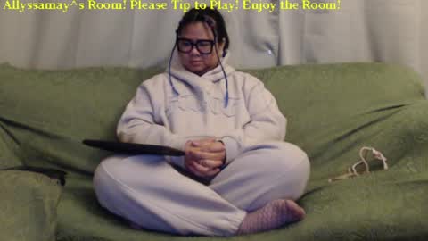 Snapshot of allyssamay chatting on January 11, 3:55 am Allyssamay online show from January 11, 3:55 am
