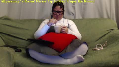 Snapshot of allyssamay chatting on January 20, 3:15 am Allyssamay online show from January 20, 3:15 am