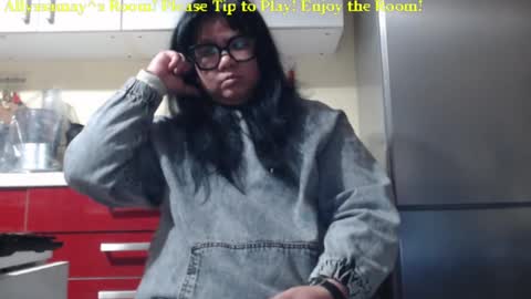Snapshot of allyssamay chatting on February 24, 2:06 am Allyssamay online show from February 24, 2:06 am
