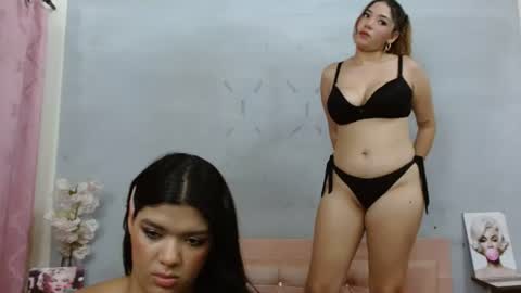 alma_meza online show from June 20, 5:49 pm