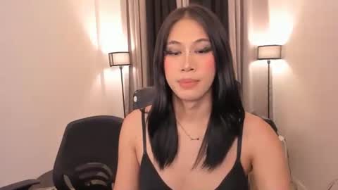alwina_williams online show from May 6, 12:58 am