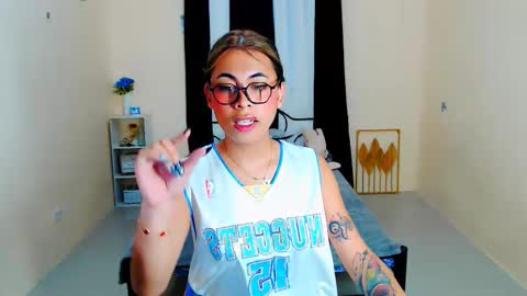 Snapshot of alyannarose chatting on September 18, 9:19 am alyannarose online show from September 18, 9:19 am