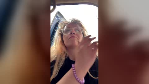 LexaLeighhh online show from April 24, 5:49 pm