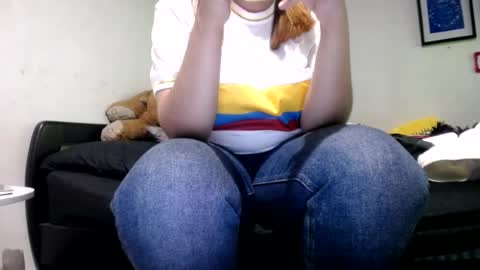 Alyn Maria online show from June 18, 2:13 am