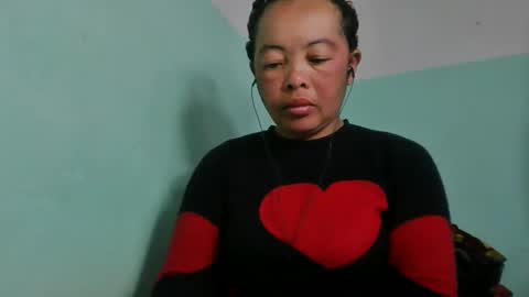 alypierette online show from June 11, 5:59 am