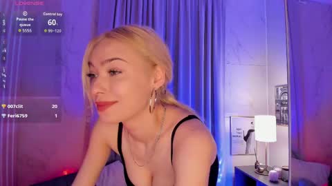 Alysia online show from May 3, 12:25 am