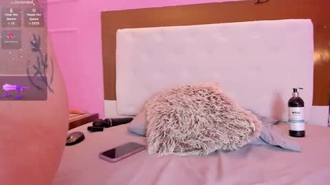 alysonjackson online show from November 18, 7:48 pm