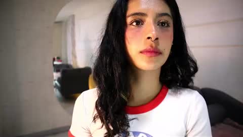 alyssa_joness online show from June 10, 4:22 am