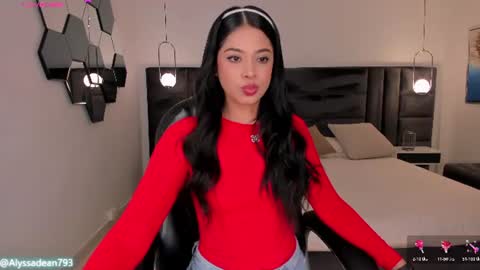 Aly  online show from June 13, 11:29 am