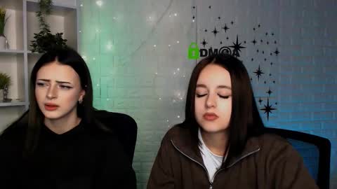 alyssamoan online show from November 20, 12:50 pm