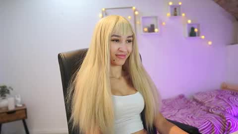 Snapshot of amai__liu chatting on October 11, 5:59 pm Amai Liu online show from October 11, 5:59 pm