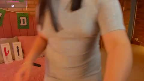 Hi Im AmaiaHelp me reach 100 likes online show from July 2, 6:58 pm