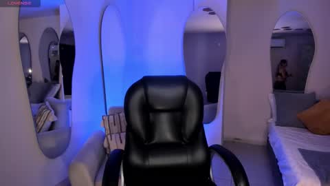 Amaia Haywood online show from November 4, 5:01 am