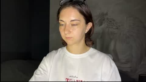 amalia_lambert13 online show from June 30, 8:30 pm