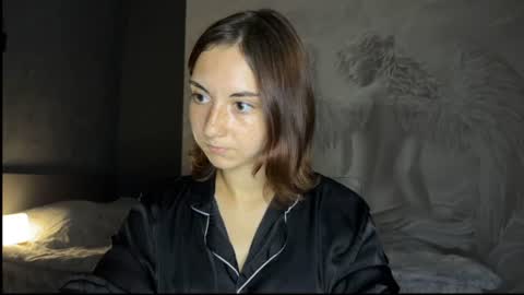 amalia_lambert13 online show from August 6, 7:10 pm