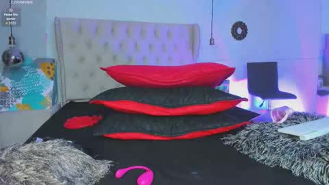 amanda29_ online show from March 7, 8:49 pm