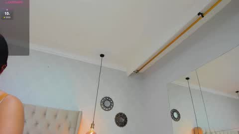 amanda29_ online show from December 1, 7:27 pm