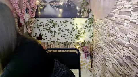 amanda_bright_ online show from October 7, 6:51 am