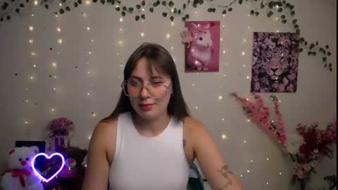 amanda_bright_ online show from August 3, 1:28 pm