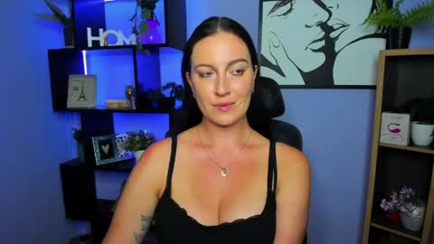 Amanda online show from May 11, 1:24 pm