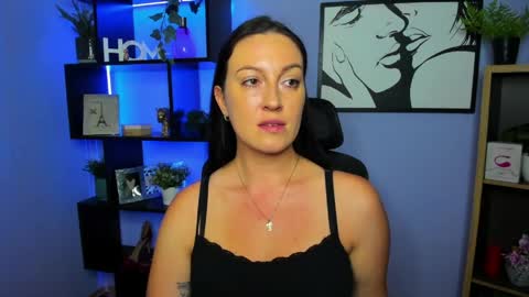 Amanda online show from May 18, 1:17 pm