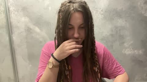 Amanda online show from March 17, 9:08 pm