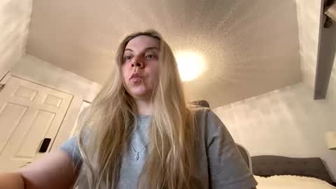 Amanda online show from May 13, 5:46 am