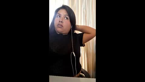 --AMAPOLA-- online show from March 9, 6:33 pm