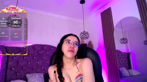 amara_davis1 online show from May 2, 3:43 am