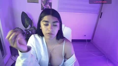 amara_silk online show from July 14, 2:05 am