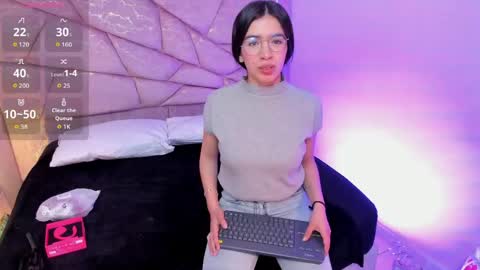 amara velle  online show from June 1, 1:13 pm