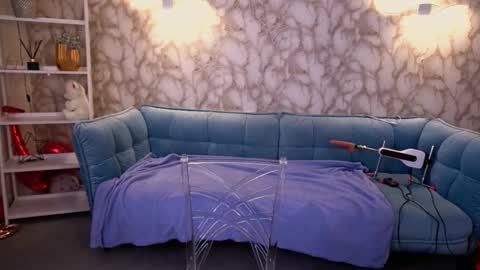 Sofia online show from March 6, 3:01 am