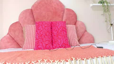 Snapshot of amarislenox__ chatting on October 7, 2:38 am Amaris online show from October 7, 2:38 am