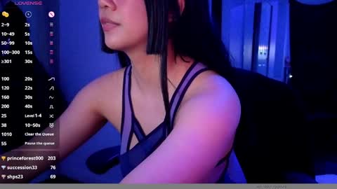 leash online show from May 2, 8:39 am