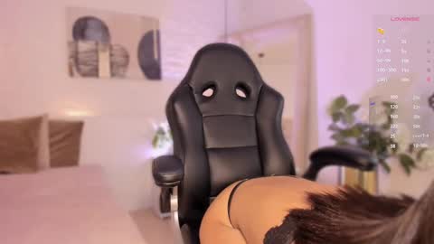  A M A T I S T A   online show from February 22, 7:43 pm