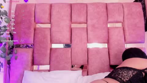   online show from September 26, 7:22 pm