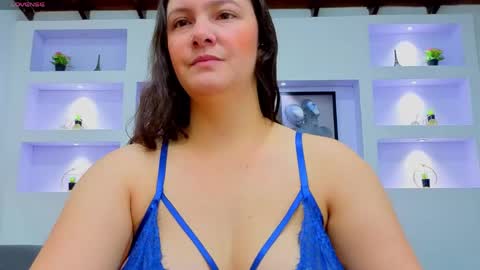 Ambar  online show from June 5, 11:38 am