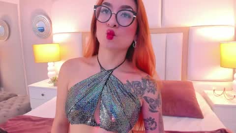 Snapshot of ambarsantany chatting on December 30, 8:04 pm AmbarSantany  online show from December 30, 8:04 pm