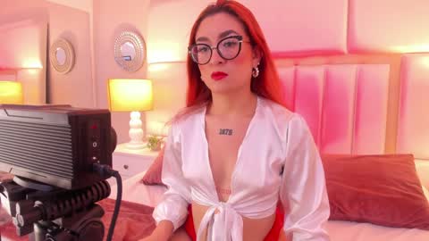 Snapshot of ambarsantany chatting on December 17, 9:38 pm AmbarSantany  online show from December 17, 9:38 pm