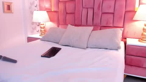 Snapshot of ambarsantany chatting on September 27, 2:19 am AmbarSantany  online show from September 27, 2:19 am