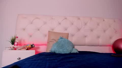  Amber  online show from January 8, 1:04 pm